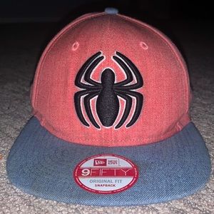 New Era Unisex Pink & Gray Spiderman Logo Snapback